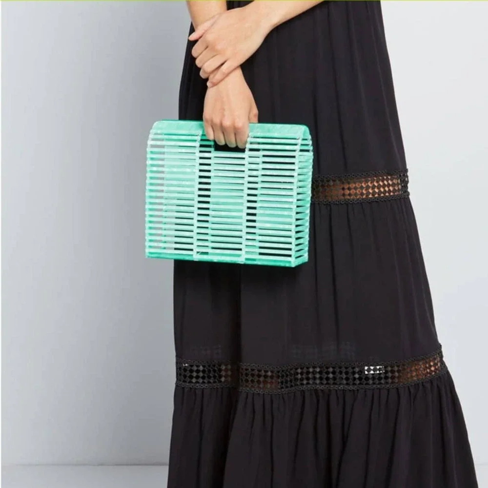 ModCloth Malibu Sky Full Transparency Clutch in Aqua NEW